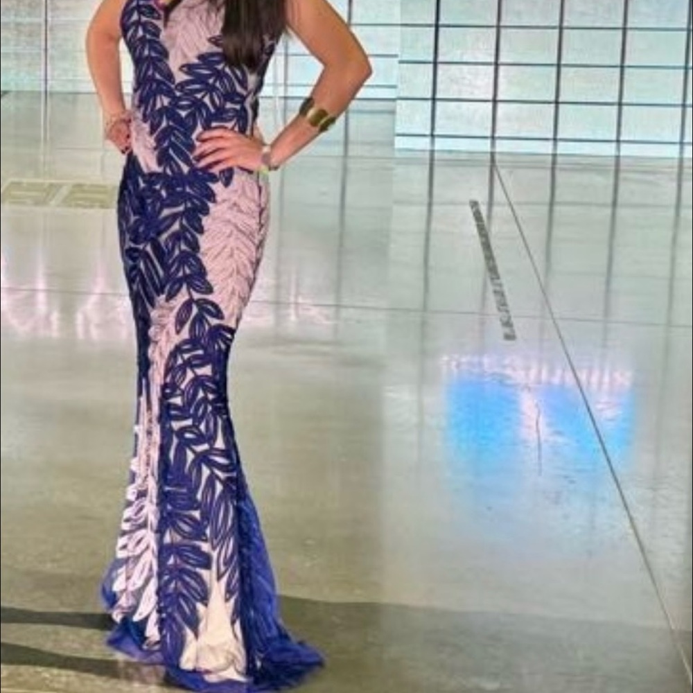 JS Collections V Neck Long Formal Floor Length Gown Purple / Lilac Small Dress